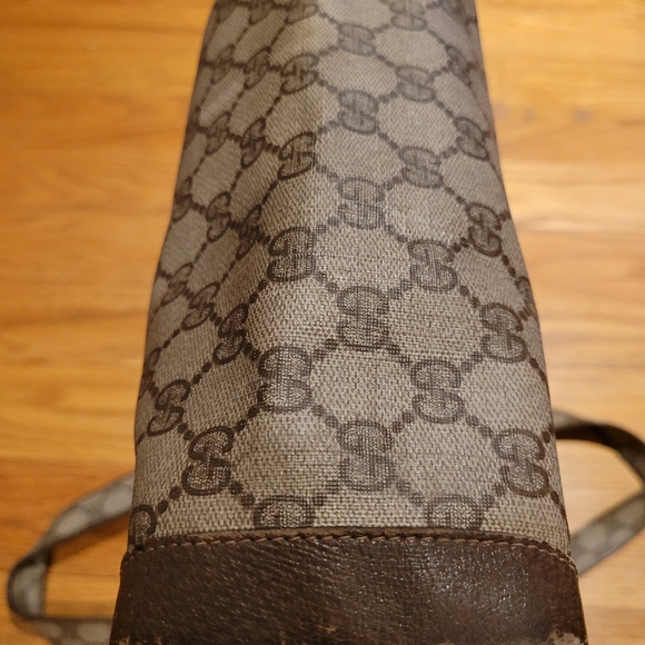 Authentic Vintage Gucci Logo Tote - Picture 5 of 14